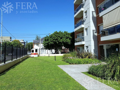 Imagen 3 de 10 de Edificio Conjunto Parque Bernal - Bernal