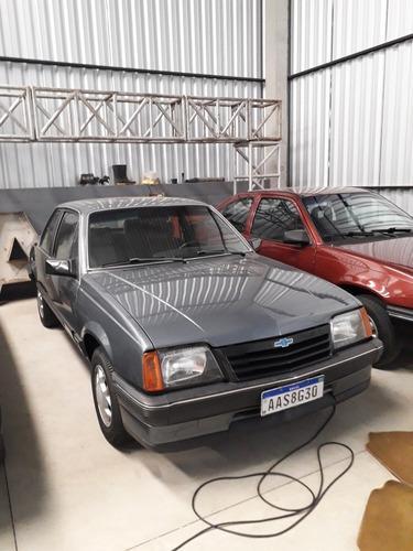 Imagem 1 de 6 de Chevrolet Monza