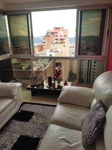 Venta Apartamento El Parral Res. Utila Suites Valencia