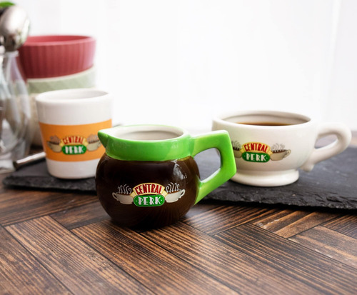 Juego De Mini Tazas Esculpidas En 3d De Cerámica Con Logotip