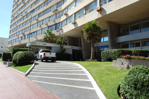 Venta Apartamento 2 Dormitorios Garage Baulera Portería Mucamas Gimnasio Wifi Vista Santos Dumont Península Playa Brava Punta Del Este Maldonado