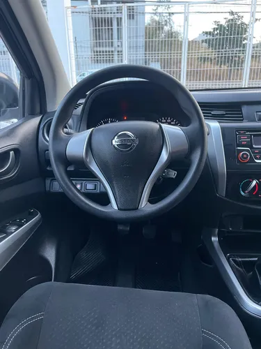 Nissan NP300 Frontier 2.5 Xe Aa Mt