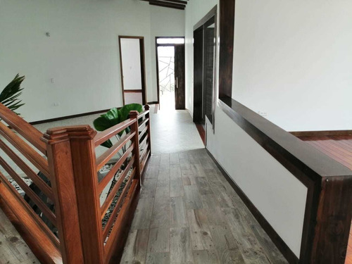 Imagen 14 de 14 de Precioso Chalet Via Al Caimo