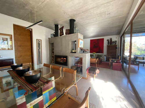 Moderna Casa En Condominio Alto Nogales. Machalí.