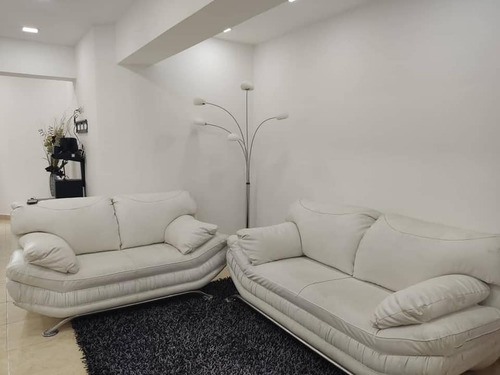 Imagen 3 de 10 de Apartamento Amoblado En Las Chimeneas, Res. Las Chimeneas Carlos Tona Cod: Foa-1327