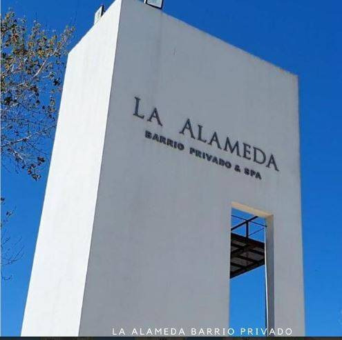 Venta  Casa  A  Estrenar Fondo A La Laguna - La Alameda Etap