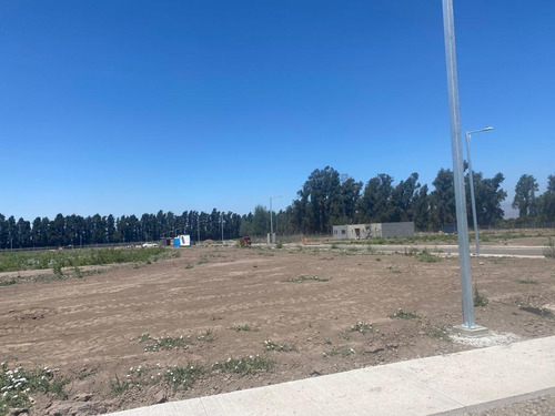 Condominio, Guardias 24/7 En Chicureo, A Pasos De Colegios