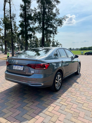 Volkswagen Virtus 1.6 Msi Highline