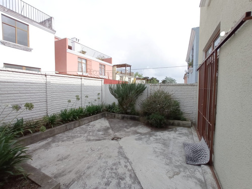 Imagen 26 de 30 de Vendo Hermosa Casa, Ubicada En Sector Preferencial De Alta Plusvalia Y Seguridad, Excelente Condiciones Rodeada De Naturaleza