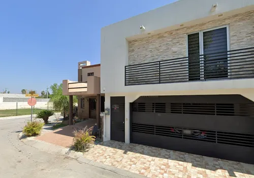 Casa En Remate Bancario En Callejon De Los Olivos , Las Alamedas , Montemorelos, Nuevo Leon.