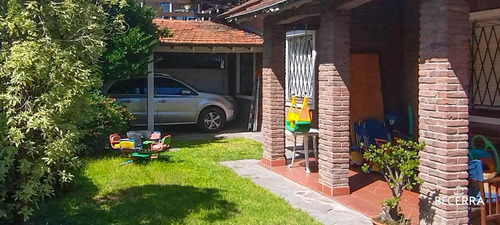Chalet En Venta En Barrio Inglés - Hurlingham
