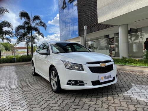 Imagem 3 de 15 de Chevrolet Cruze 1.8 Lt Sport6 16v Flex 4p Manual 2013