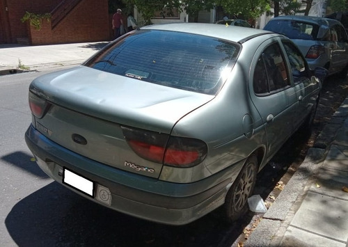 Renault Megane Tri 1.6 + Gnc Eco