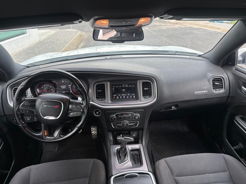 Dodge Charger 5.7 R-t At