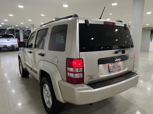 Imagen 6 de 17 de Jeep Cherokee