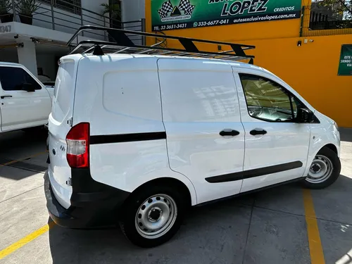 Ford Transit Courier 1.0 L3 2pl Courier
