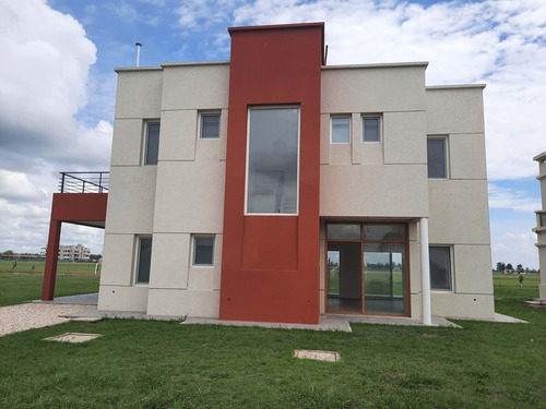 Imagen 3 de 30 de Casa En Venta La Plata A Estrenar