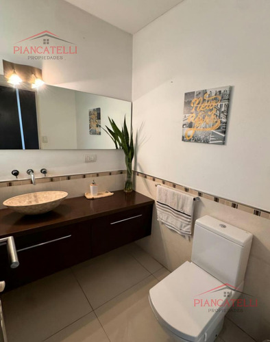 Venta De Casa En Terravista Con Vista A La Laguna