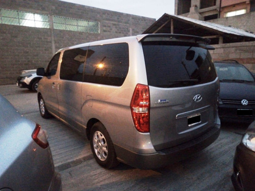 Imagen 2 de 9 de Hyundai H-1 2.4 N At Full Premium 12p 2015