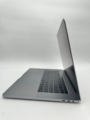 Macbook Pro A1707 I7 16gb 512gb Gris Espacial Touchbar (Reacondicionado)