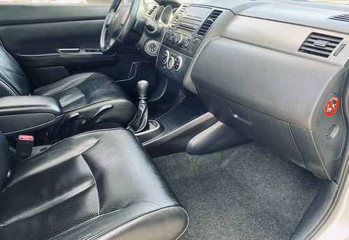 Nissan Tiida 1.8 Tekna