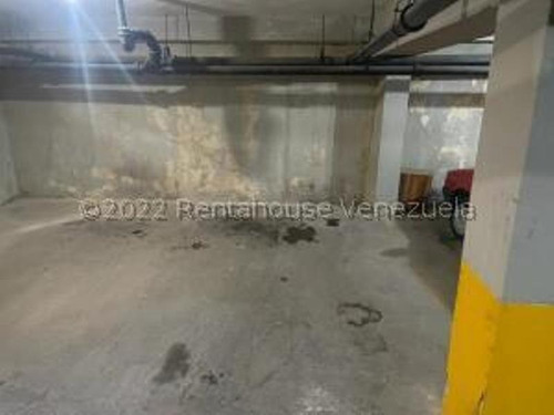 Imagen 2 de 10 de Apartamento En Venta Tanaguarena Mls #22-19061 Johana Blan 04123368346