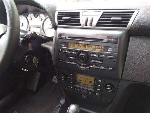 Fiat Stilo Sporting Dual 1.8 Flex 2010 Preto C/ Teto Solar