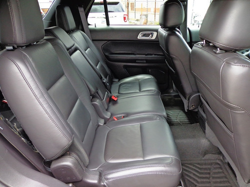 Imagen 8 de 12 de Ford Explorer Limited 2015 V6 4x4 Automático