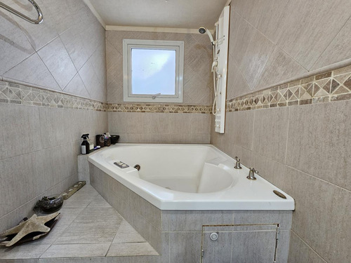 Venta Casa 8 Ambientes En 3 Plantas Con Piscina Y Doble Cochera - Villa Devoto!