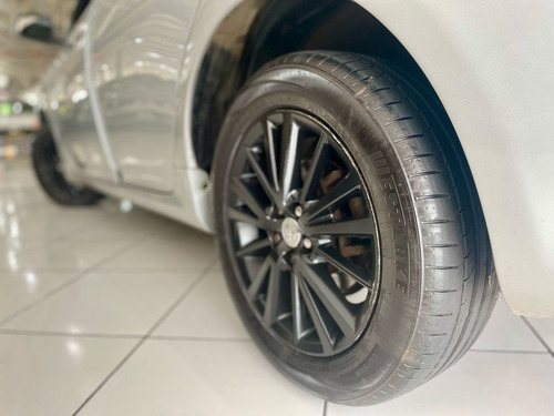 Toyota Corolla 1.8 16v Xli Flex 4p