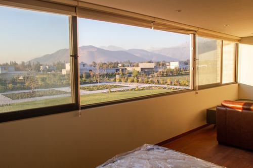 Imagen 11 de 20 de Moderna Casa Estilo Mediterráneo, Viñas De Chicureo