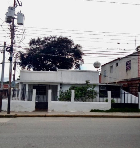 Aacosta Vende Casa Con Anexo Av. 190 Tarapio Naguanagua 