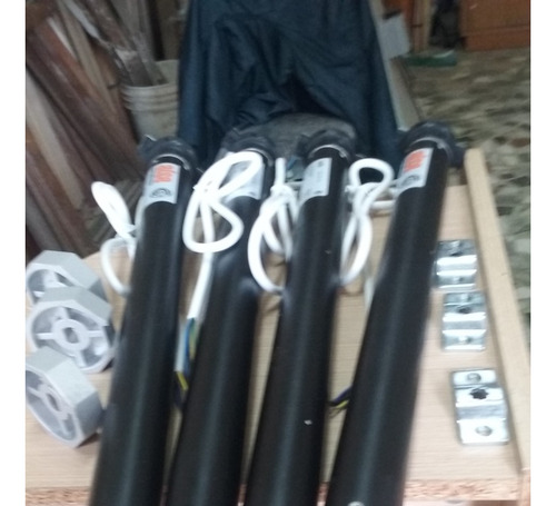 Imagen 6 de 12 de Fabrica Venta Y Reparacion De Cortinas De Enrollar/persianas