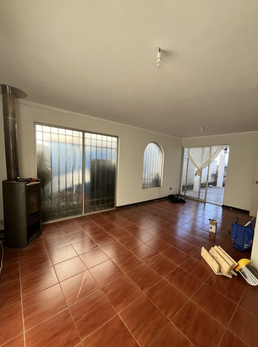 Casa En Arriendo De 4 Dorm. En La Serena