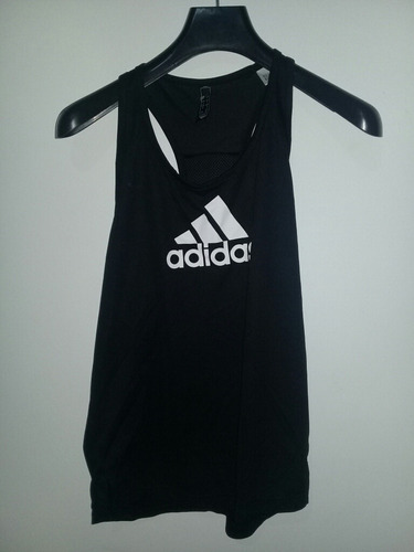 Musculosa adidas + Short Puma Originales.