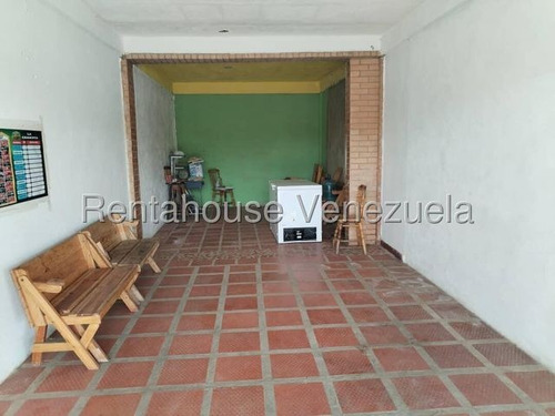 Casa Super Potencial Para Hacer Tu Mejor Inversión A 200m De La Playa 25-14684