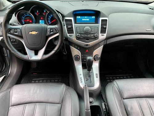 Imagem 3 de 15 de Chevrolet Cruze Lt Hb 2013