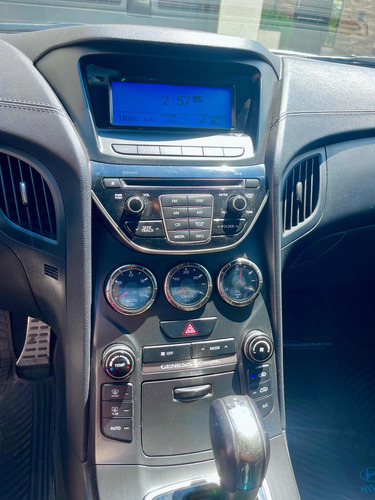 Hyundai Genesis 3.8 Coupe 300cv 8at