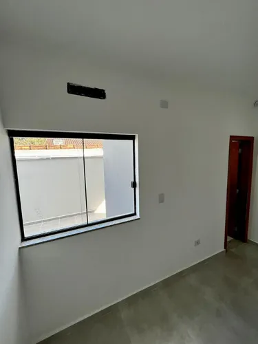 Casa Nova Com Piscina
