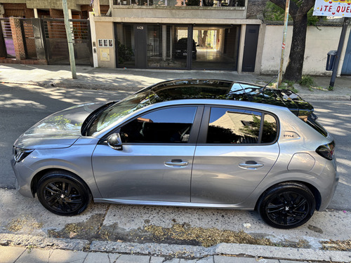 Peugeot 208 1.6 Style Tiptronic