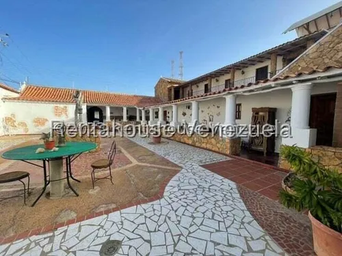 Casa En Venta Los Taques Vgi