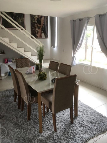 Imagen 4 de 20 de Punta Del Este, Pinares, Chalet Tradicional De 4 Dormitorios.