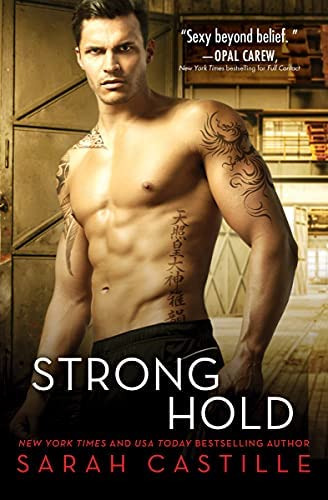 Libro: Strong Hold: This Sexy Promoter Will Have To Use All