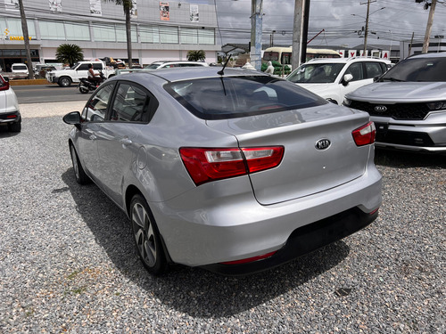 Kia Rio Lx 2017