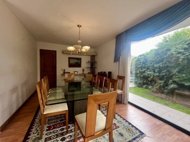 Imagen 4 de 15 de Linda Casa Con Verdes Jardines