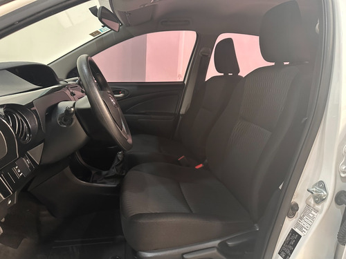 Toyota Yaris 1.5 107cv Xls Cvt