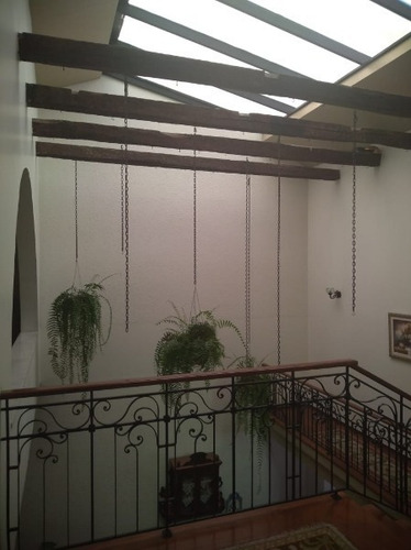 Casa Em Medianeira Com 3 Dormitórios - Su18