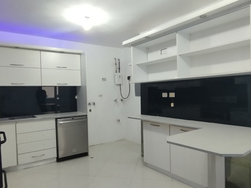 Imagen 9 de 17 de Se Ofrece En Venta Apartamento En Florida Country