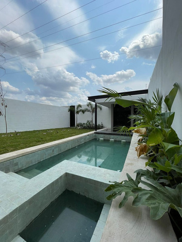 Casa En Venta Zona Norte Merida, Temozon