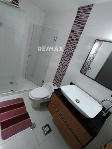 Imagen 6 de 13 de Re/max 2mil Vende Interesante Townhouse Lista Para Habitar En El Cardon - Isla De Margarita
